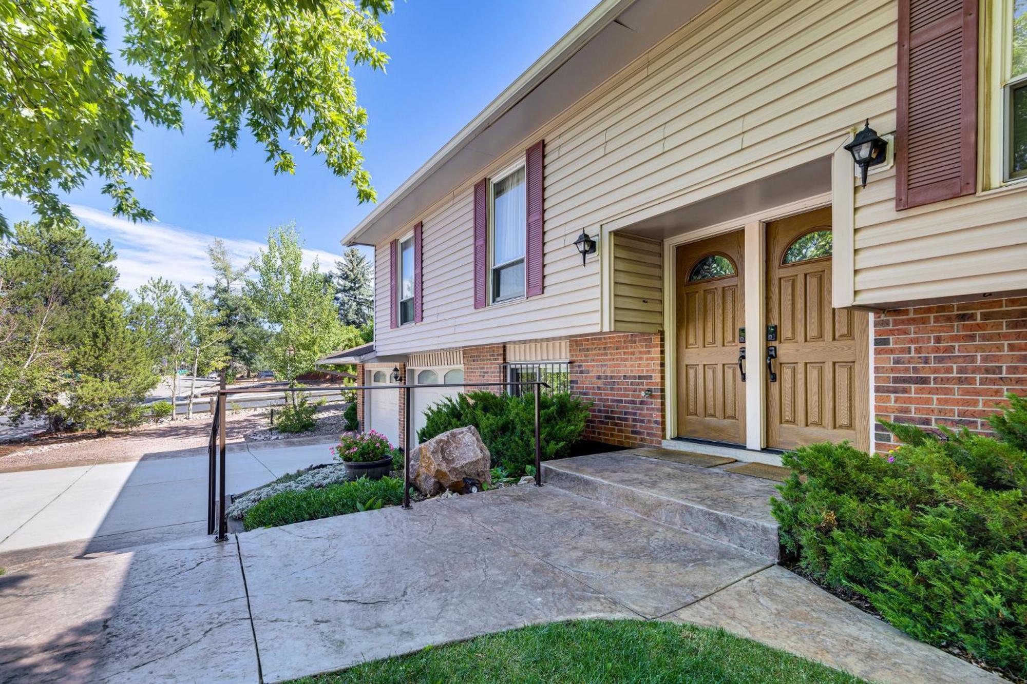 Hillside Place With Mountain Views About 8 Mi To Dtwn! Apartment Colorado Springs Exterior photo