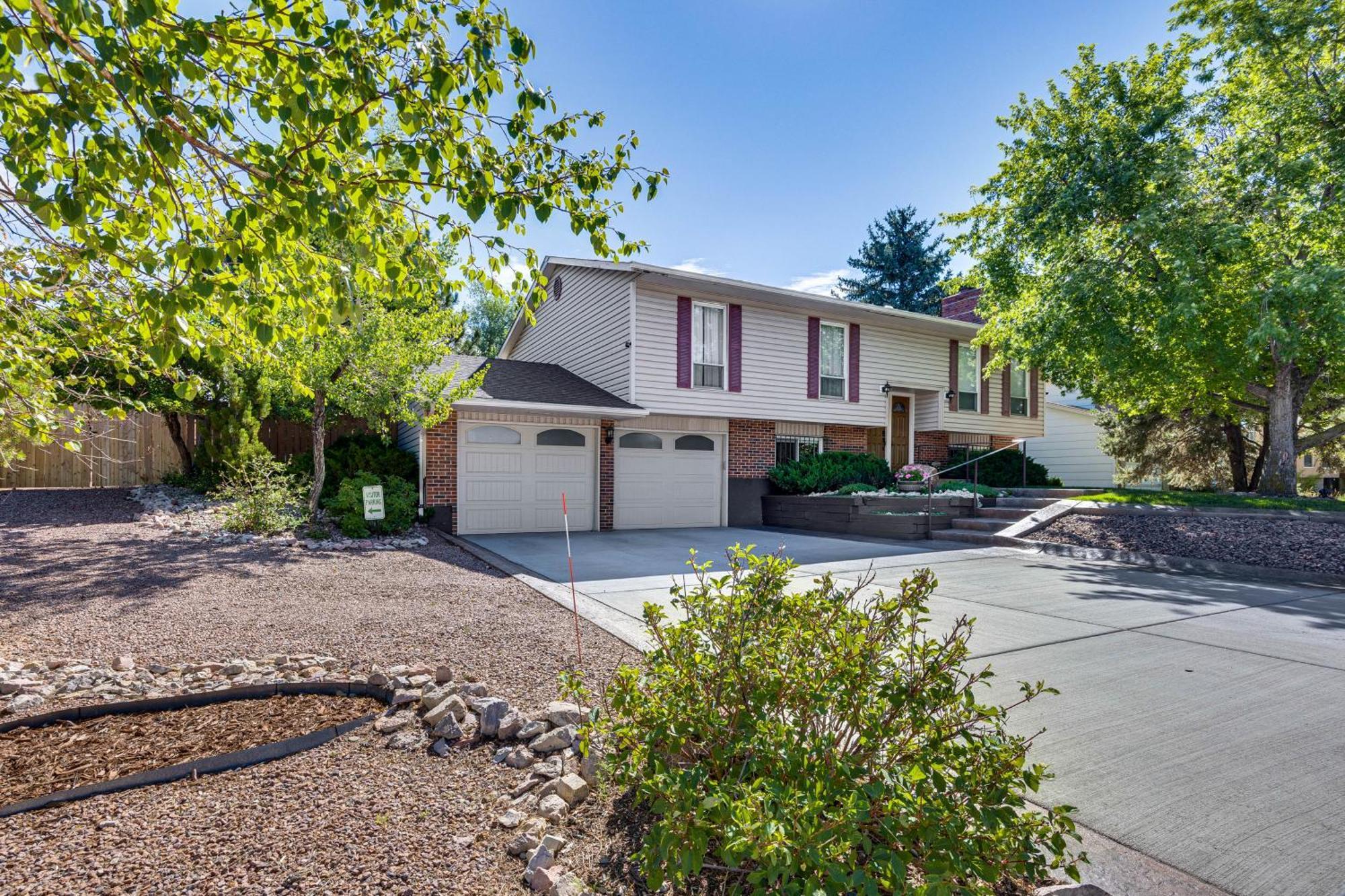 Hillside Place With Mountain Views About 8 Mi To Dtwn! Apartment Colorado Springs Exterior photo